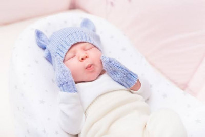 Manfaat Bayi Tidak Pakai Sarung Tangan